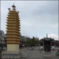 Historic pagodas in central Kunming, with the smaller Jingang Pagoda standing between them.