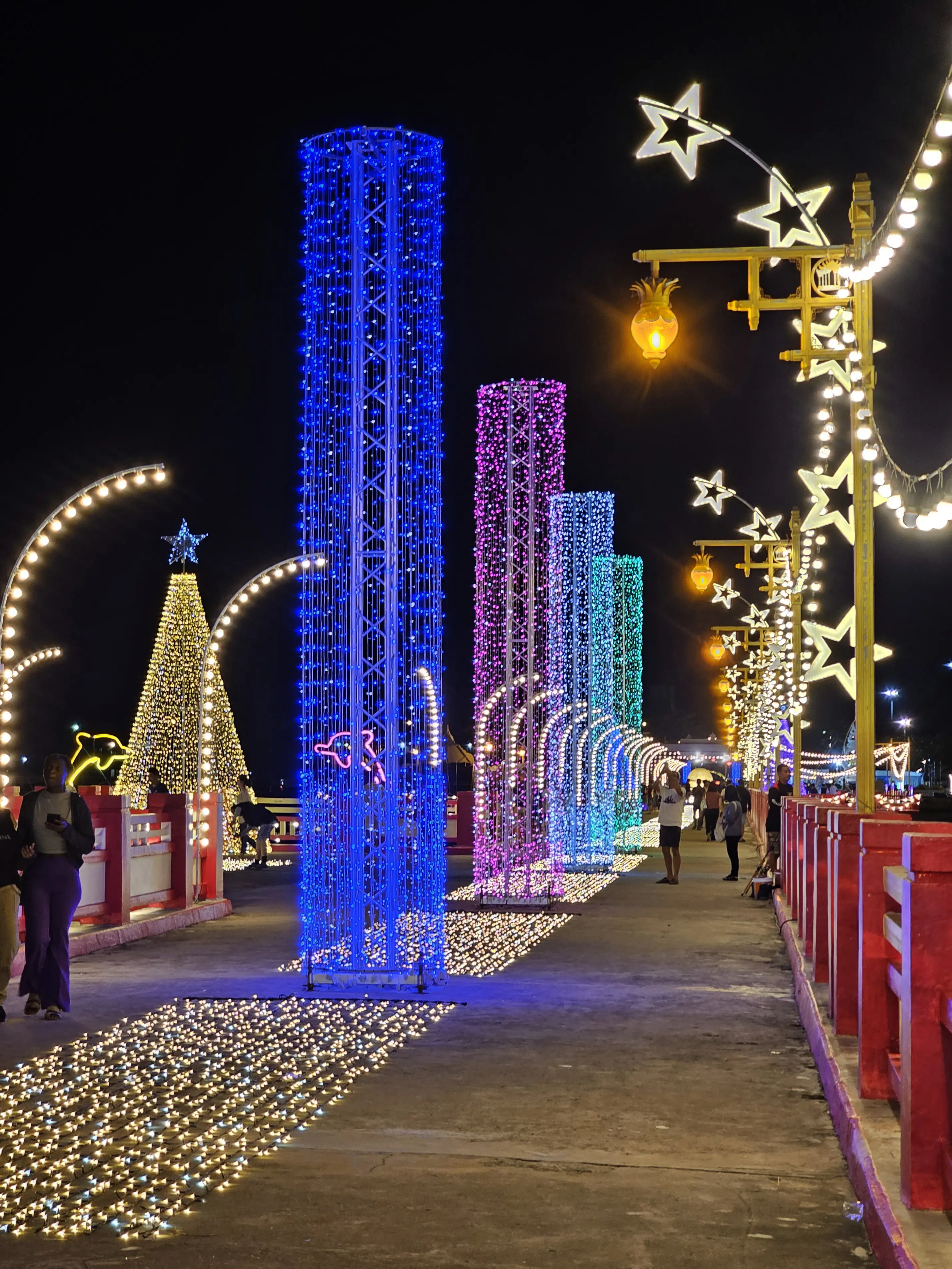 Saranwithi Fishing Pier decorated for New Year’s in Prachuap Khiri Khan