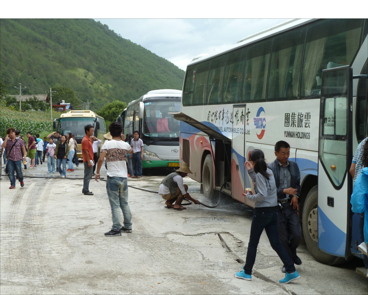 Busses from Lijiang to Shangri-La
